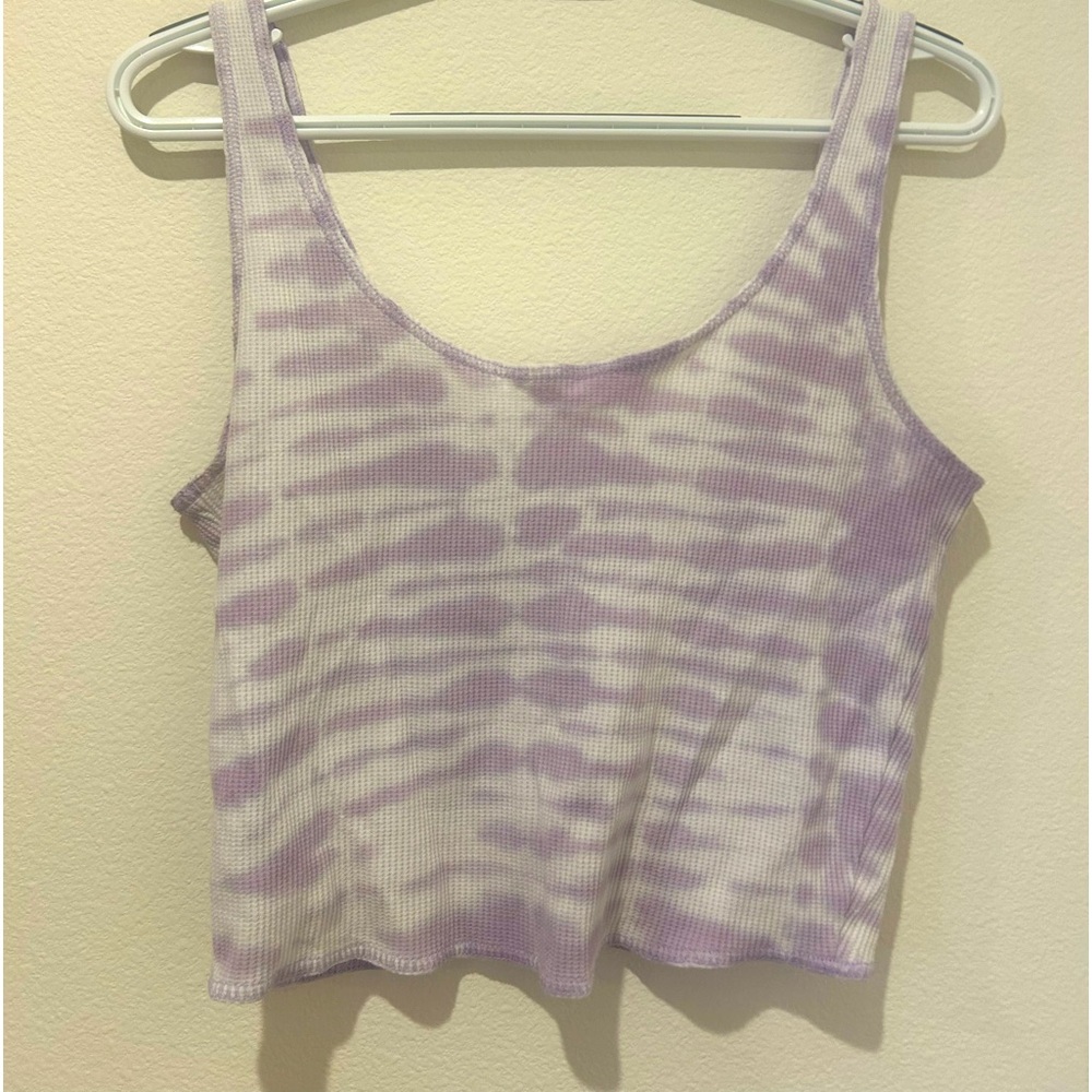 PacSun Purple and Whire Tie-Dye Crop Top